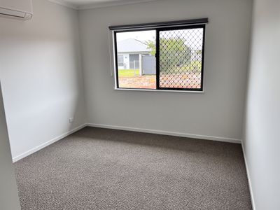 31 Tucker Street, Atherton