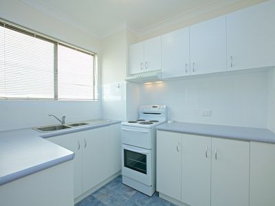 8/57 King George Street, Victoria Park