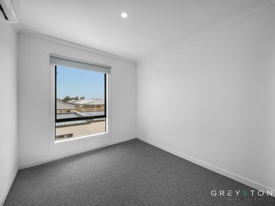 5 Stitch Walk, Fraser Rise