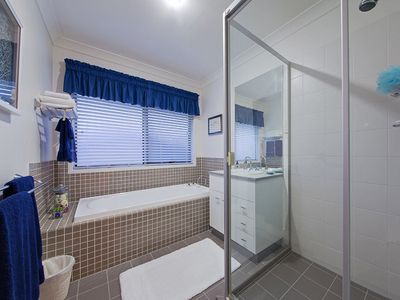 17 Barwin Street, Wakerley