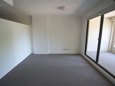 705 / 242 Elizabeth Street, Surry Hills