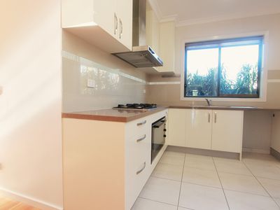 2A  Hunsford Avenue, Notting Hill