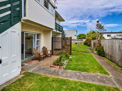 11 / 154 Onepu Road, Lyall Bay