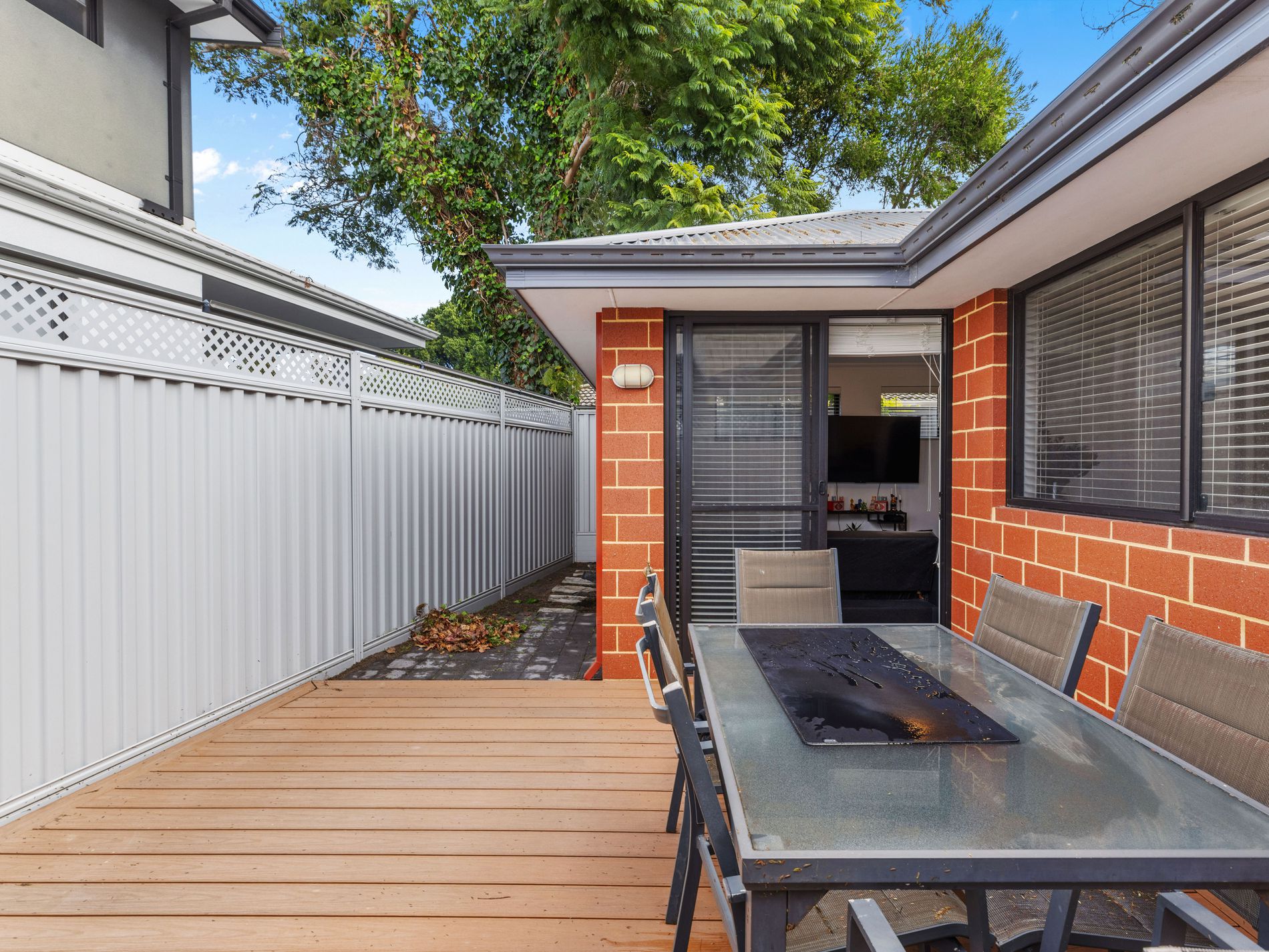 2C Troytown Way, Melville