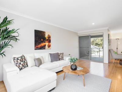 2 / 87 Hardey Road, Belmont