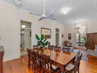 1 / 78 Paxton Street, North Ward