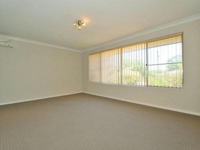 47 Ovens Road, Thornlie
