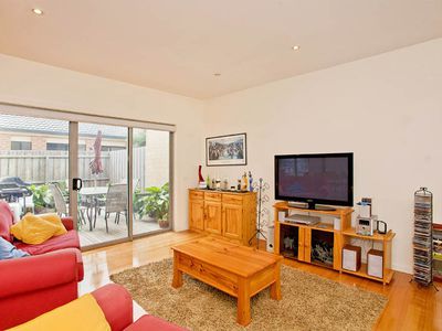 2/13 Fogarty Avenue, Highton