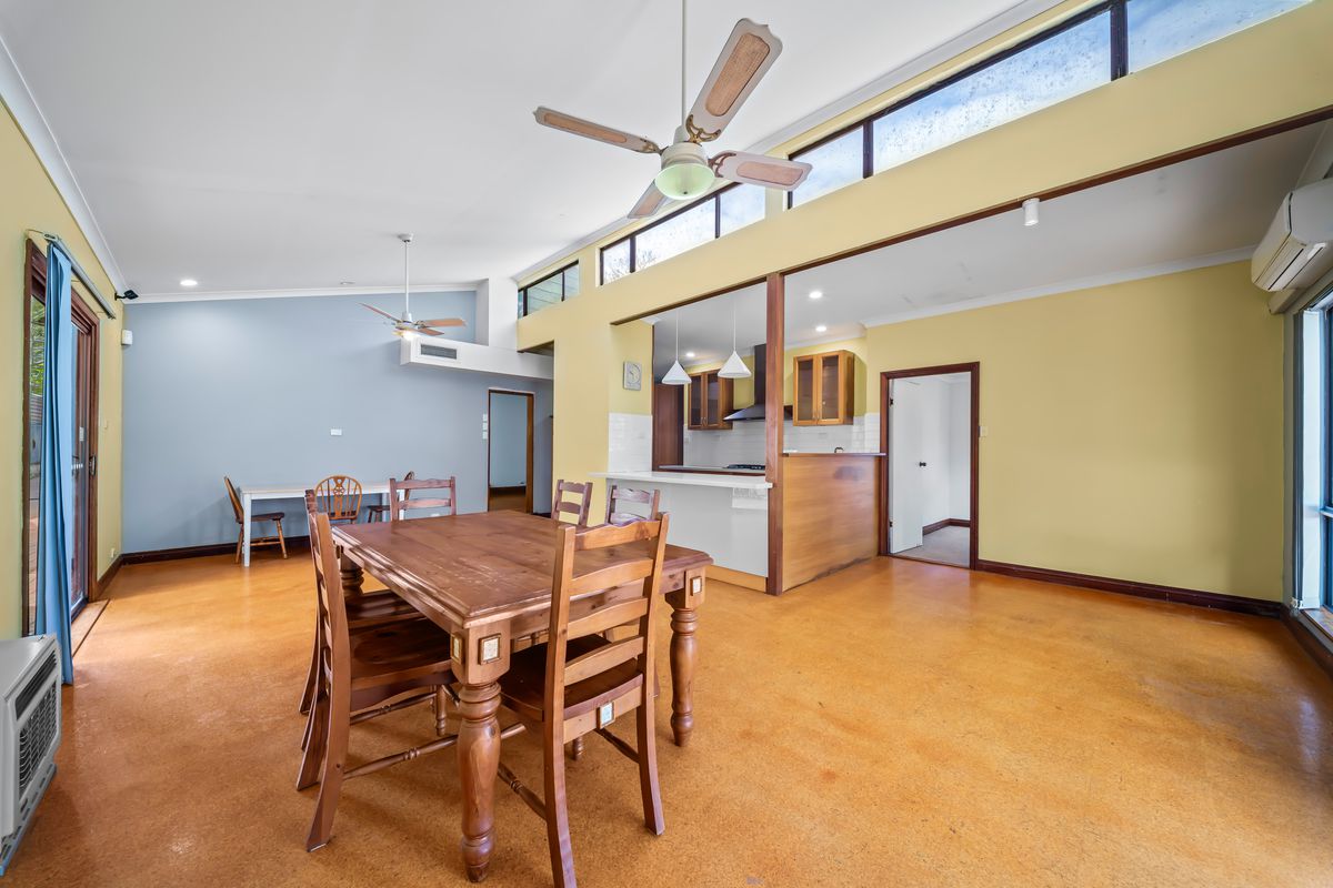 18 Armadale Road, Rivervale