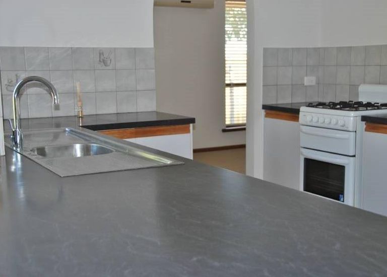 1B Fryer Street, Hallett Cove