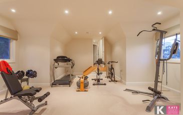 3 Fairhazel Court, Beaconsfield Upper