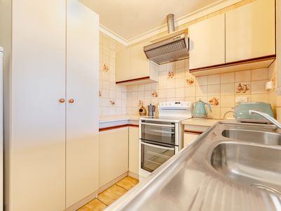 12 Adamson Road, Parmelia