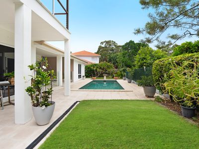 50 Lakeside Drive, Peregian Springs