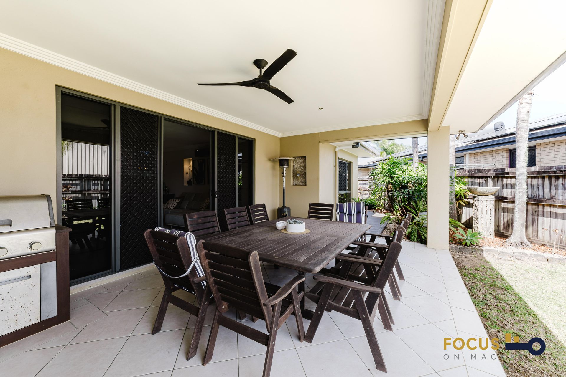 70 Gingham Street, Glenella