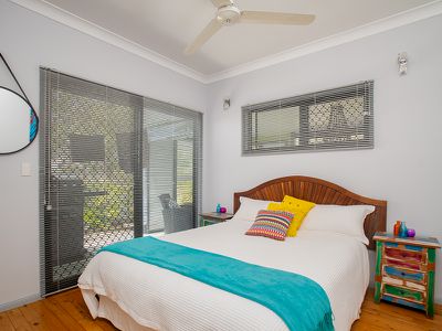 12 Whipbird Court, Urangan