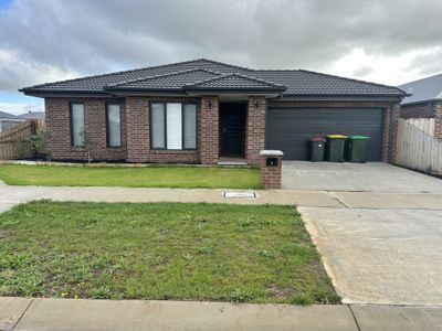 8 Carmichael Road, Warrnambool
