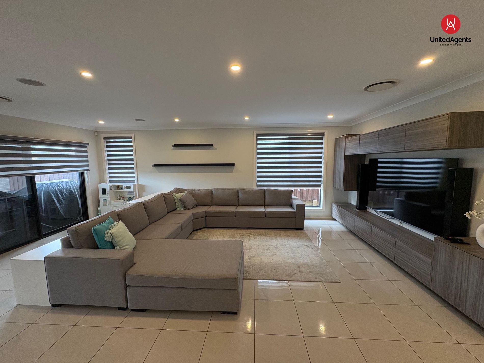 33 Faverolle Drive, Spring Farm