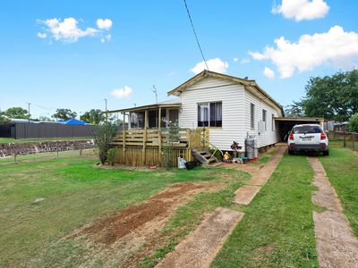 54 Campbell Street, Oakey