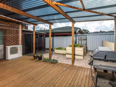 5 Teal Court, Newnham