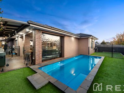 6 Limeburner Grove, Botanic Ridge