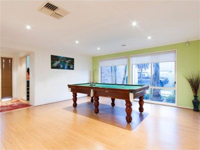 14 Rowcroft Avenue, Lynbrook