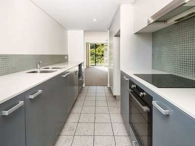 13 / 9 Grandstand Parade, Zetland