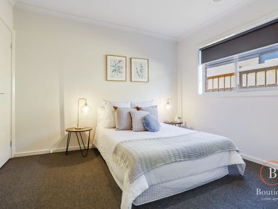 37 Parrot Drive, Weir Views