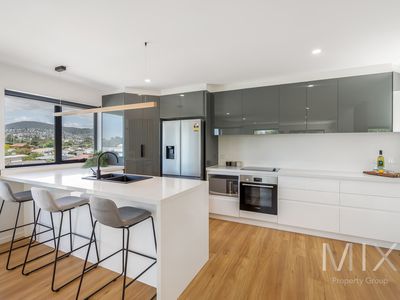 2 / 3 Lennox Avenue, Lutana