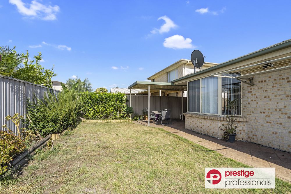 6 Derwent Court, Wattle Grove