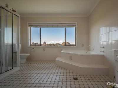 5R Harefield Road, Dubbo