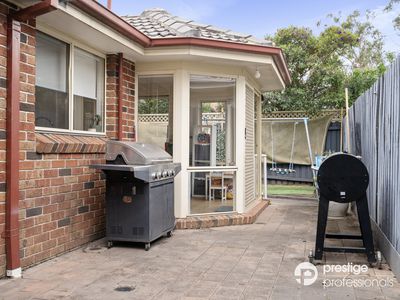9 Lomond Court, Wattle Grove