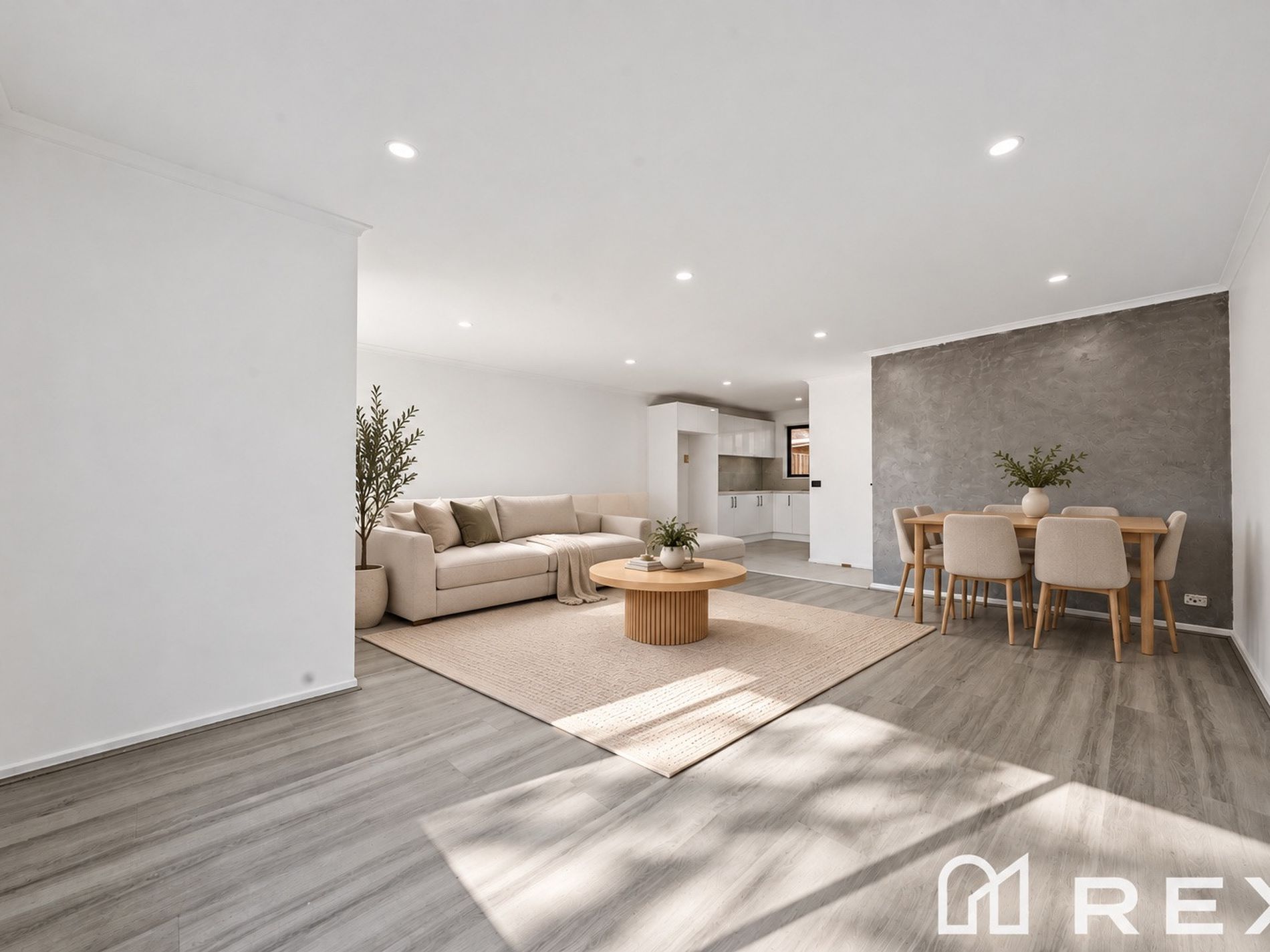 5 / 16 Heywood Crescent, Cranbourne North
