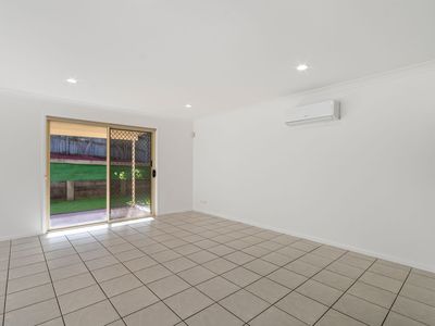 17 Shearwater Terrace, Springfield Lakes