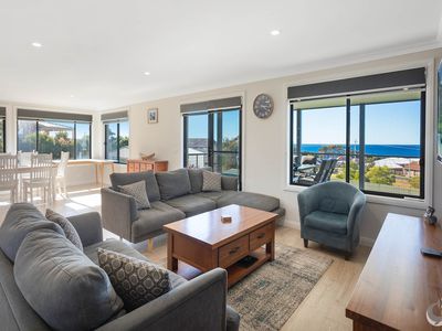 38 Cresswick Parade, Dalmeny