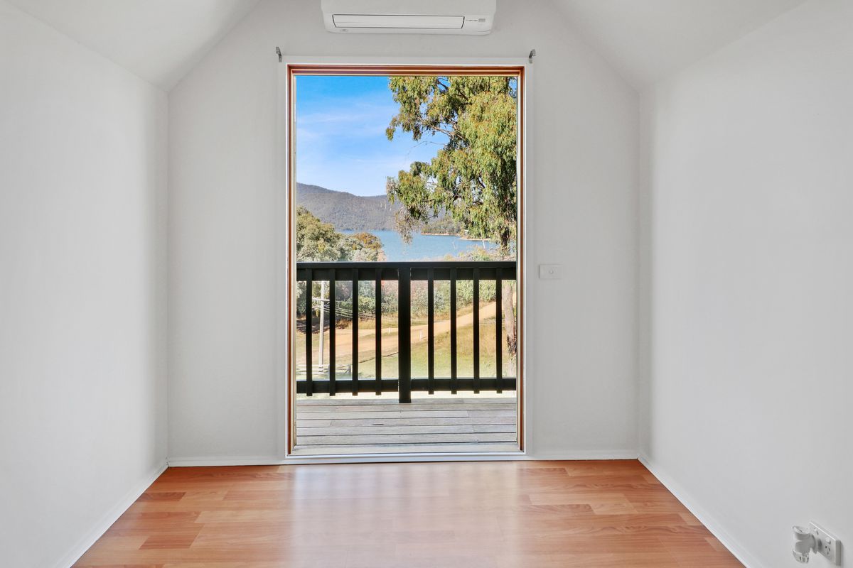 4 Murmuring Way, Goughs Bay