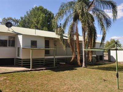 7-11 Windsor Street, Forbes