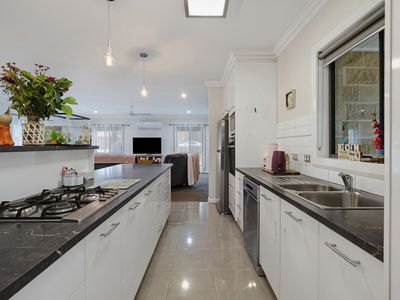 27A Scullys Lane, Heathcote