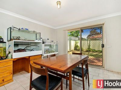 8 Frith Street, Doonside