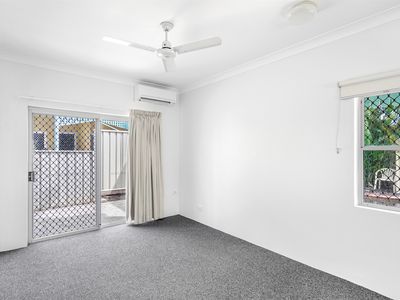 1 / 25 Balaclava Road, Earlville