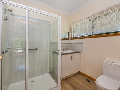 111 Doolan Crescent, Heathcote