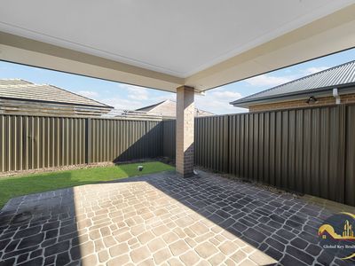 16 Xanadu Street, Gledswood Hills