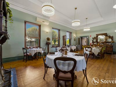1-3 Bank Street, Avenel