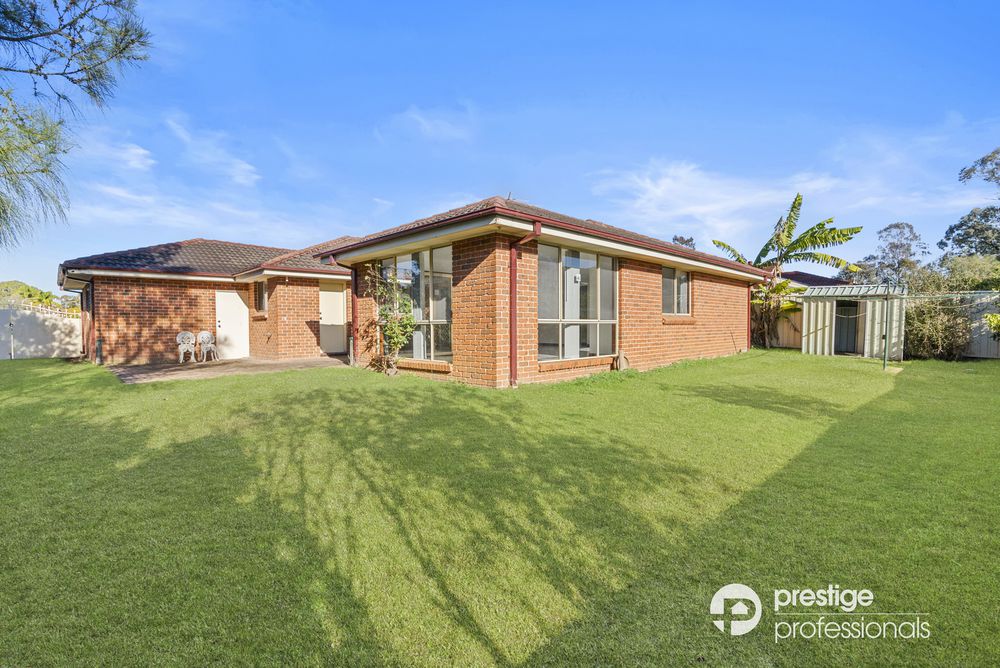 1 Centennial Park Court, Wattle Grove