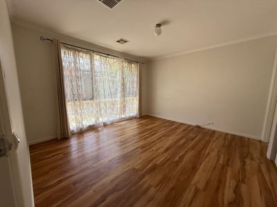 12 Dennison Avenue, Hoppers Crossing