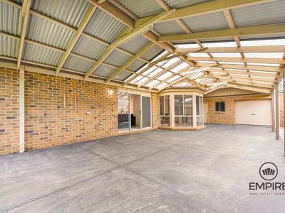 18 Hayes Court, Pakenham