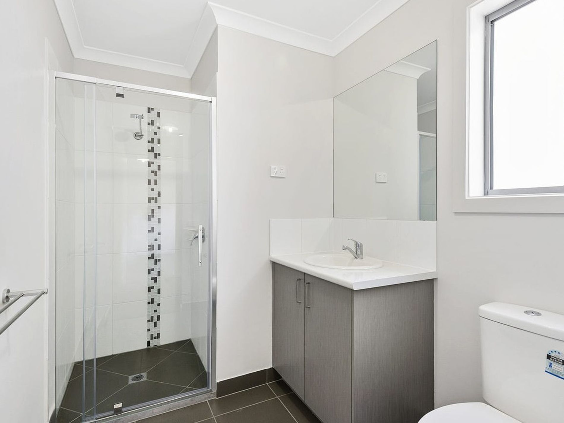 38 Straw Flower Circuit, Greenvale