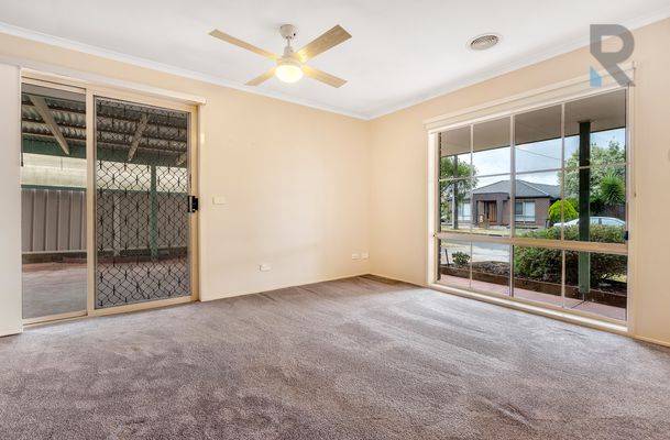 34 Woking Street, Craigieburn
