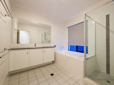 7 Brush Box Place, Wakerley
