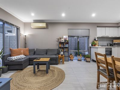 2 / 190 Ravenswood Drive, Nollamara