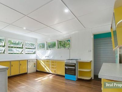 16 Sarina Street, Stafford Heights